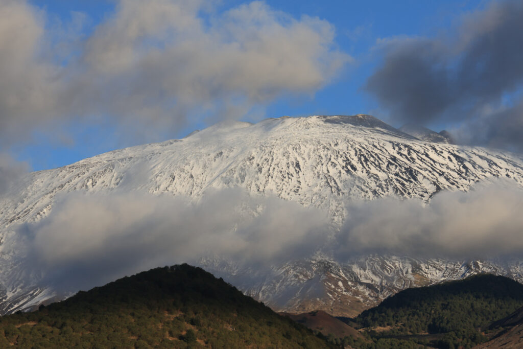 joao-pompeu_cryosphere_etna-snow