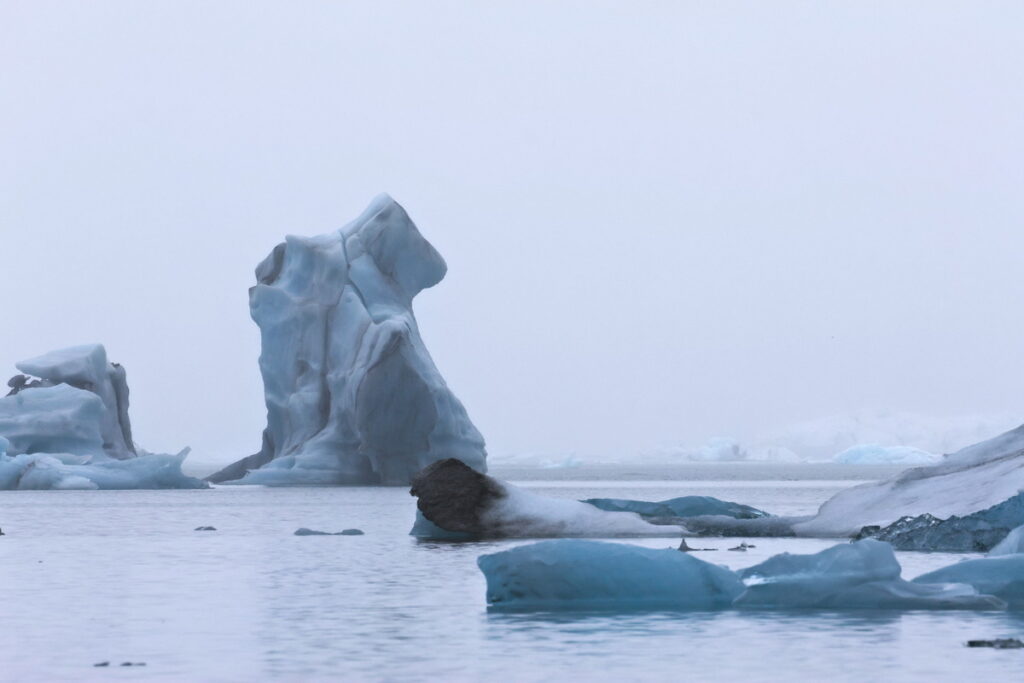 joao-pompeu_cryosphere_glacier-lake