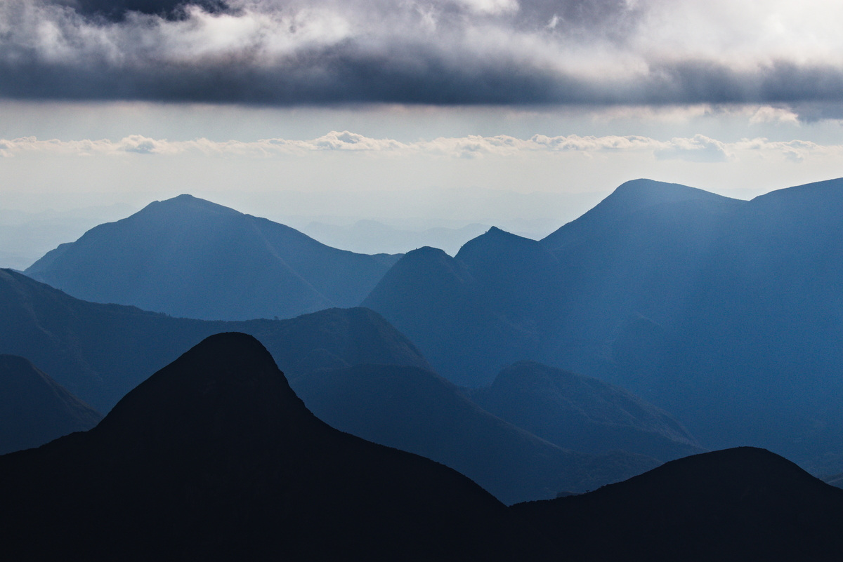joao-pompeu_geosphere_blue-mountains