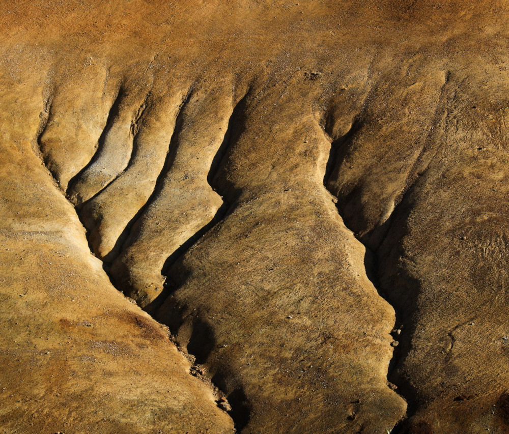 joao-pompeu_geosphere_ground-erosion